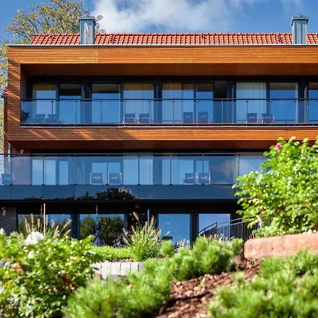 Niebo Do Wynajecia Alloggio in famiglia *