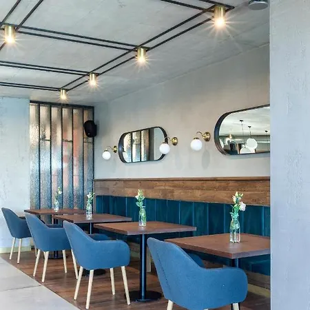 Niebo Do Wynajecia Проживание в семье