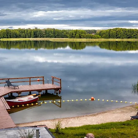 Niebo Do Wynajecia Alloggio in famiglia