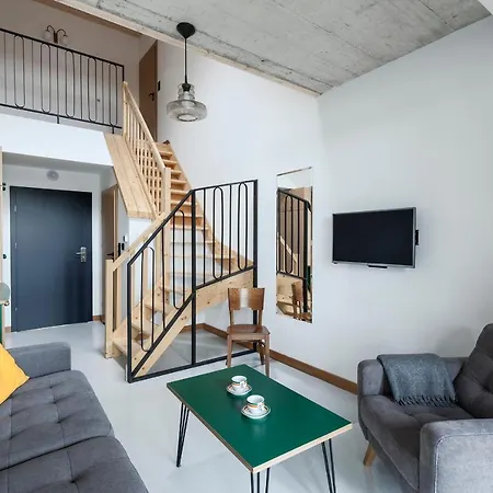 Niebo Do Wynajecia Проживание в семье *