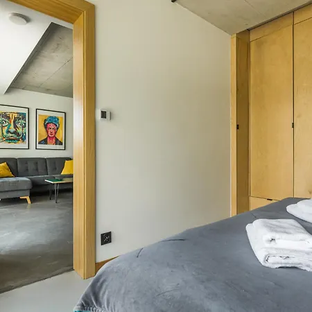 Niebo Do Wynajecia Лукта